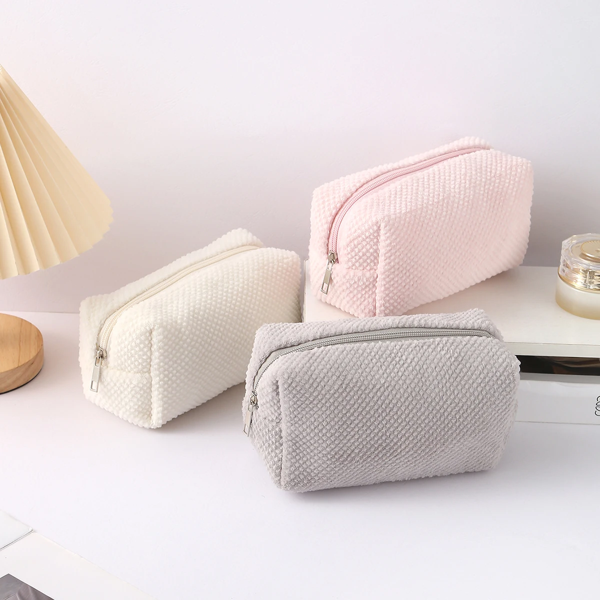 1pc Large Capacity Pencil Case - Simple Solid Color Personalized Design Pencil Case Spacious Well-organized Pencil Case For Back