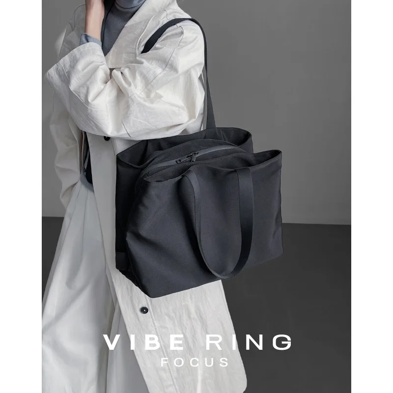 nylon cloth, commuter tote bag, women's large-capacity multi-compartment computer bag, mommy bag.