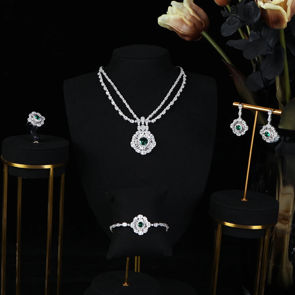 

1 Set Silver Floral Cluster Round Crystal Jewelry Set for Luxury Gala Fashion Women's Dazzling Jewelry Gift for Anniversary