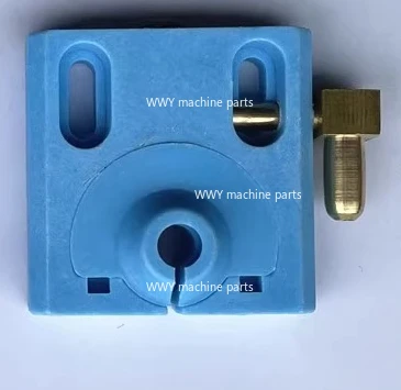 

Suitable for Wire EDM Fittings New Non-blocking Water Spray Plate Nozzle Nozzle with Magnet Side Water Inlet 50*50mm