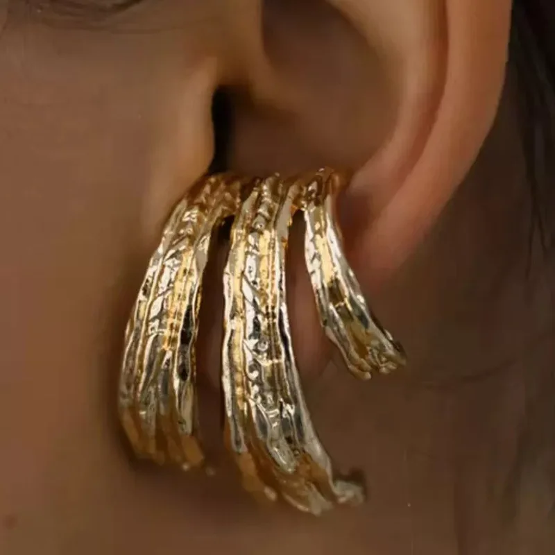 Vintage Multi Layer C-Shape Earrings for Women Exaggerated Metal Pleated Striped Drop Earrings Goth Punk Jewelry Accessories