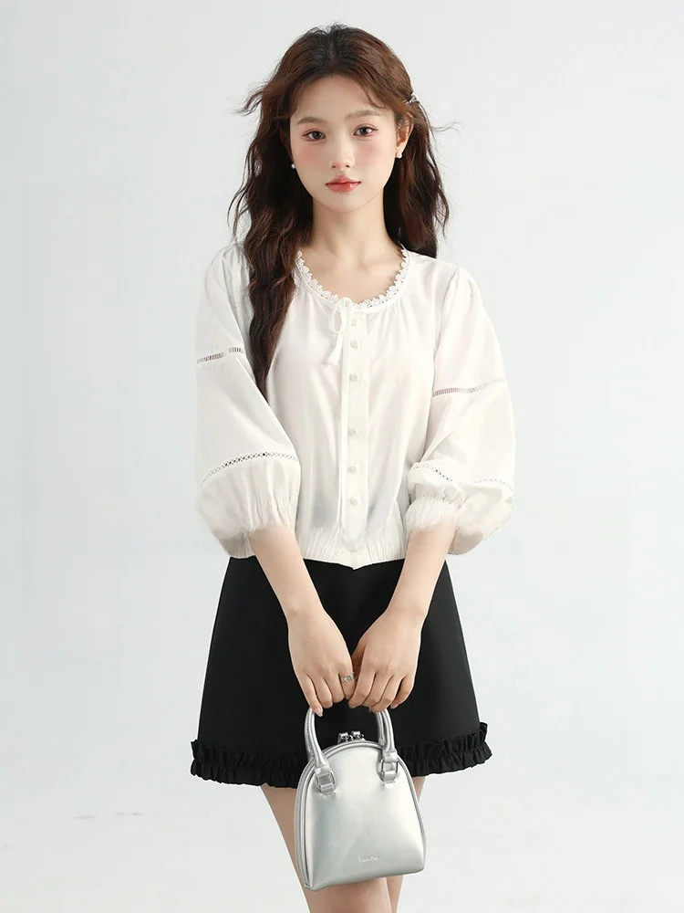 

Повседневная белая женская летняя рубашка свободного кроя с уникальным дизайном, кружевным воротником, рукавом 3/4, модная, из дышащего тонкого материала