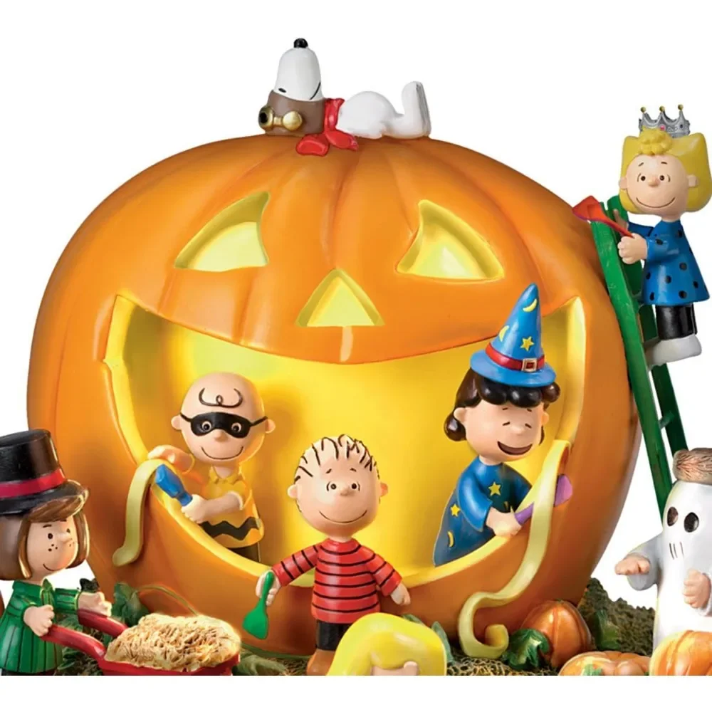 The Snoopy Peanuts Great Pumpkin Carving Party Halloween Sculpture