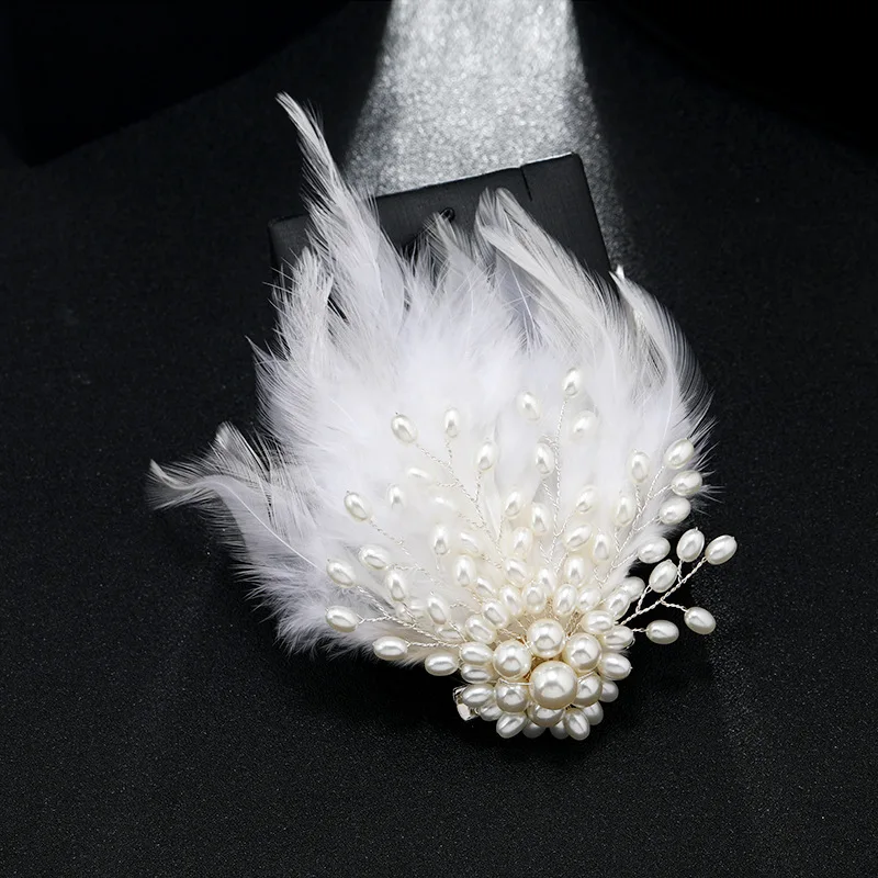 Women Girls Elegant Feather Pearl Vintage Brooch Badges Classic Lady Banquet Wedding Suit Dress Crystal Accessories Jewelry Pins