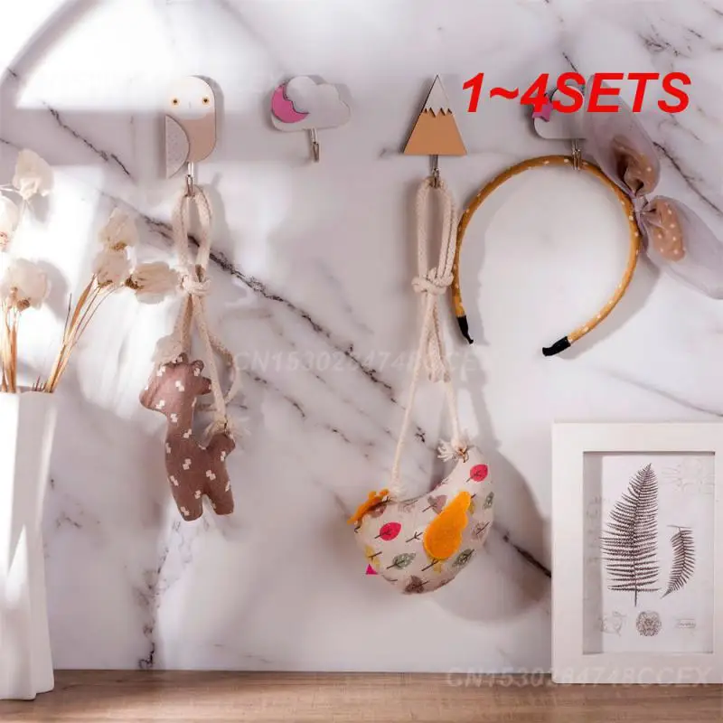 1~4SETS Hook Seamless Hook Punch-free Star Cloud Moon Cloud No Trace Hook Strong Load-bearing Strong Adhesive Owl Peacock