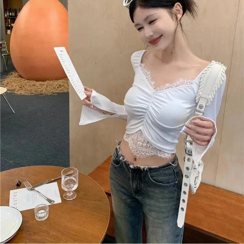 

Design-sensing Lace Spliced V-neck Long-sleeved T-shirt for Women Pure Desire Style Slim Navel-exposed Hot Girl Base Top