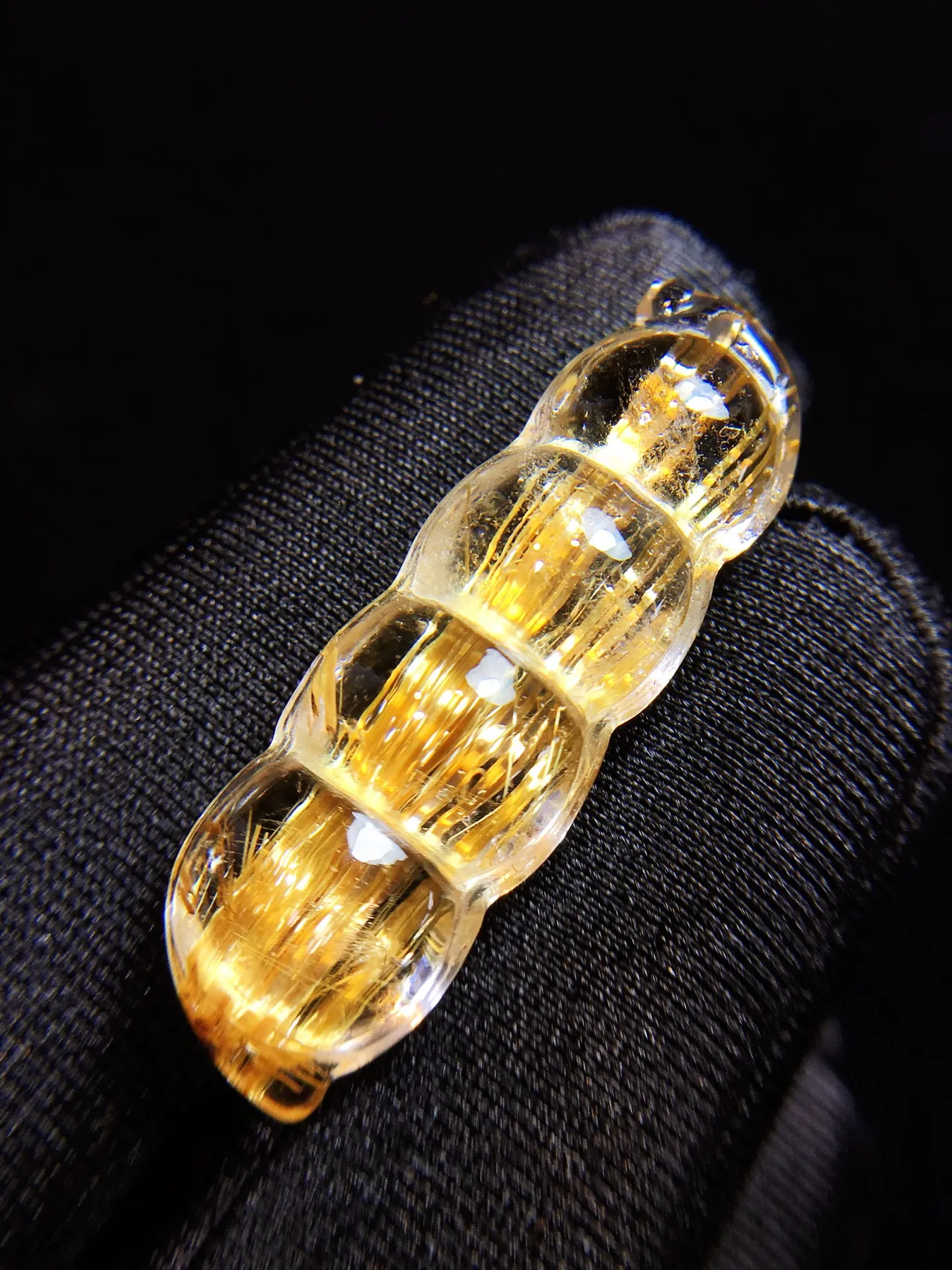 

Natural Gold Rutilated Quartz Pendant Jewelry Rectangle 33.3*10.9*8.3mm Men Women Brazil AAAAAAA