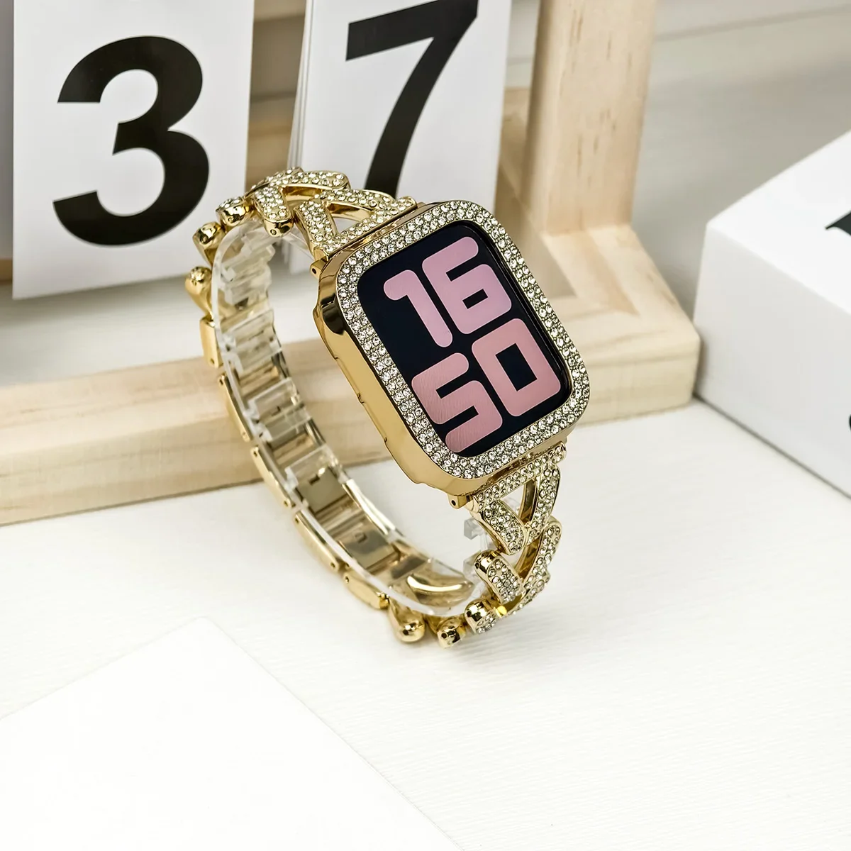 + กรณีสําหรับ Apple Watch Ultra 49 มม.45 44 มม.41 มม.40 38 มม.ผู้หญิงเครื่องประดับเพชร IWatch Series 9 8 7 6 5 4 SE สร้อยข้อมือ