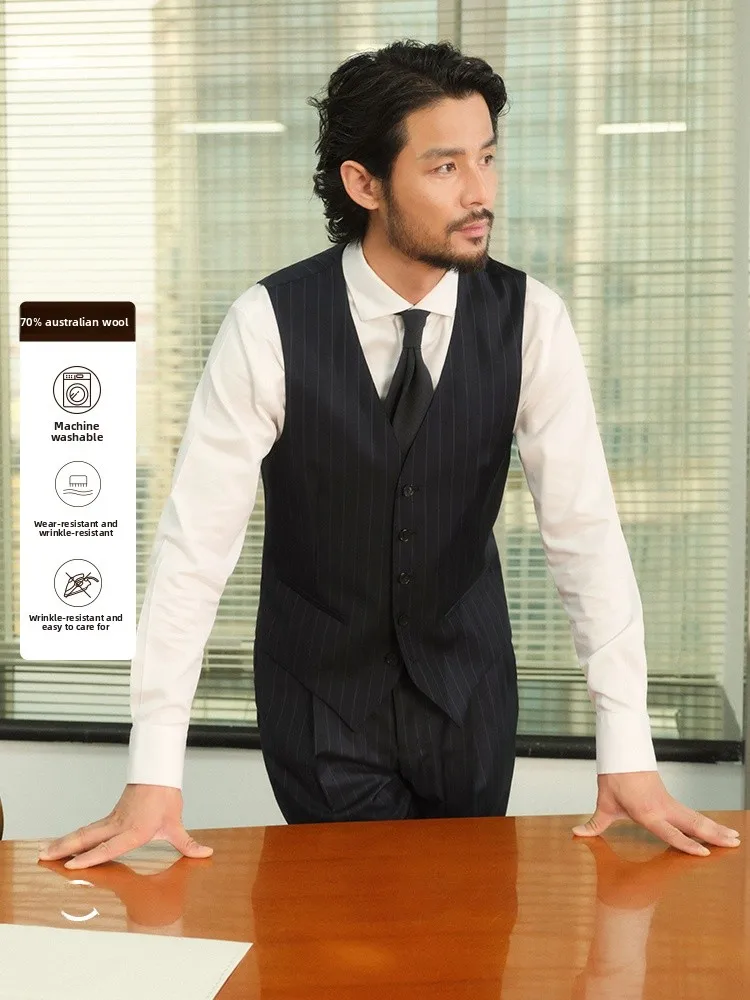 

Мужской шерстяной жилет Cultum с вертикальными полосками, машинная стирка, для делового стиля, комфортный крой, V-образный вырез, на все сезоны