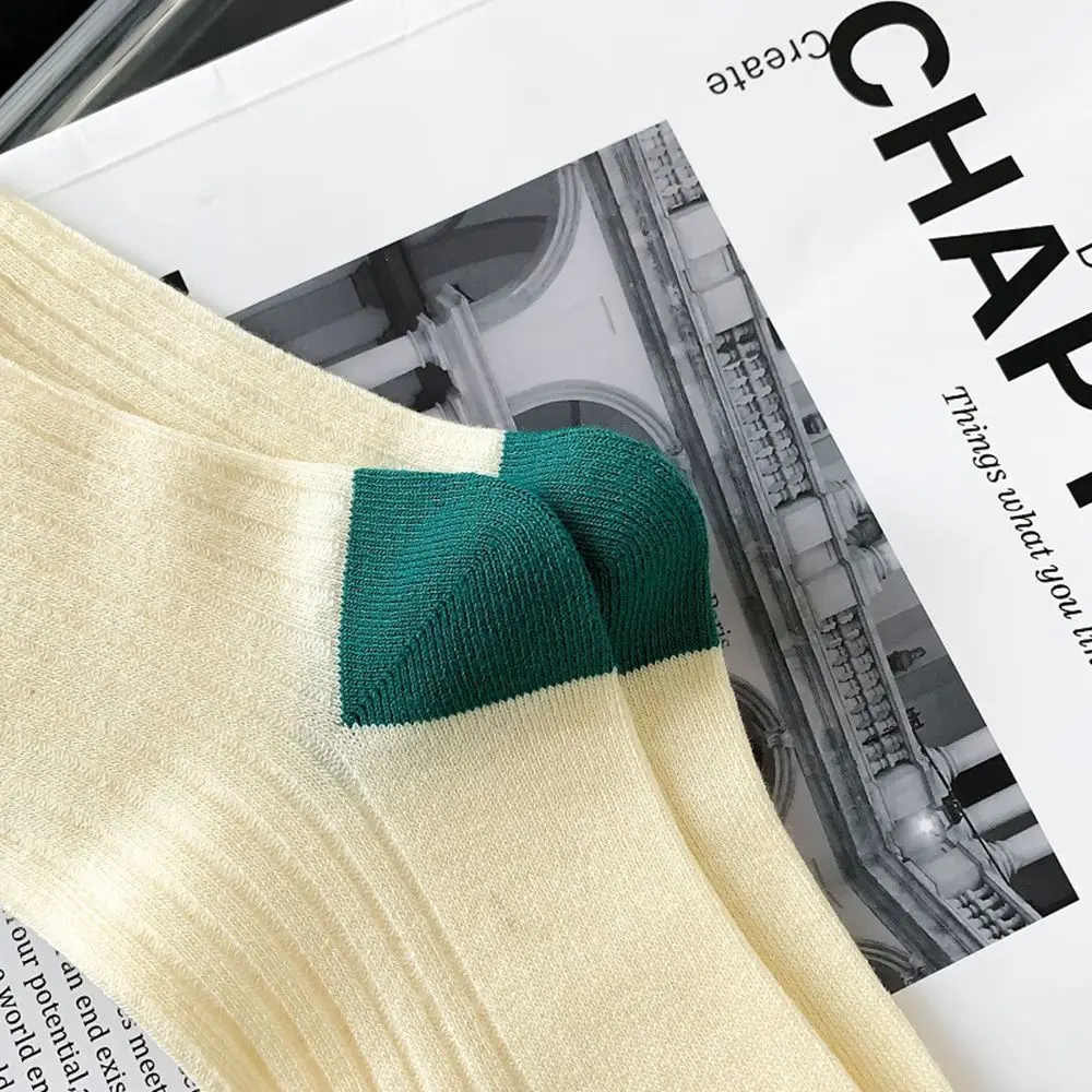 Chaussettes tube rayées en coton pour femmes, chaussettes de sport décontractées pour femmes, bonneterie mignonne et douce, automne et hiver