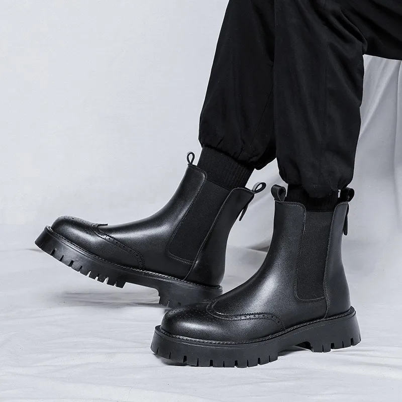 Men's Chelsea boots English style black boots thick-soled platform Carved Brock ankle boots Casual black high top boots M1076