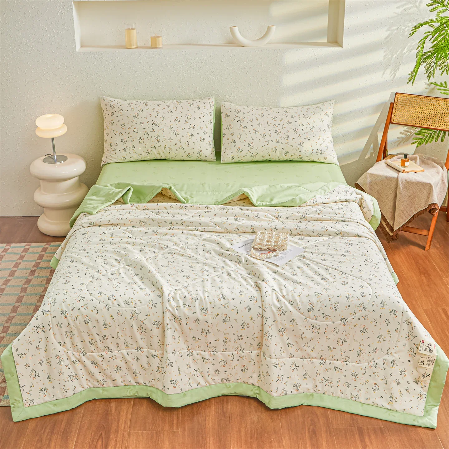 Floral 100% Cotton Summer Quilt Set Soft Breathable Air Conditioner Blanket Lightweight King Comforter with BedSheet Pillowcases