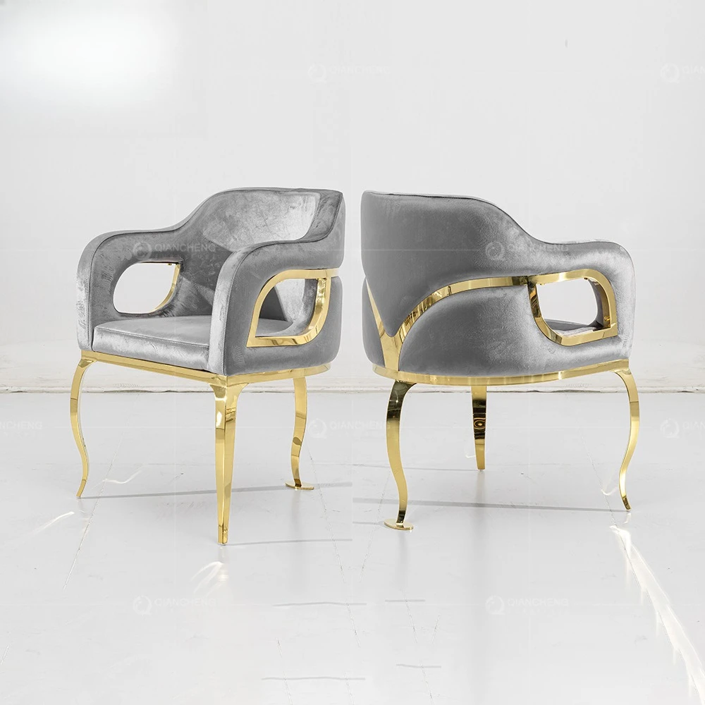 Black Designer Dining Table and Chairs Hotel Armchairs
