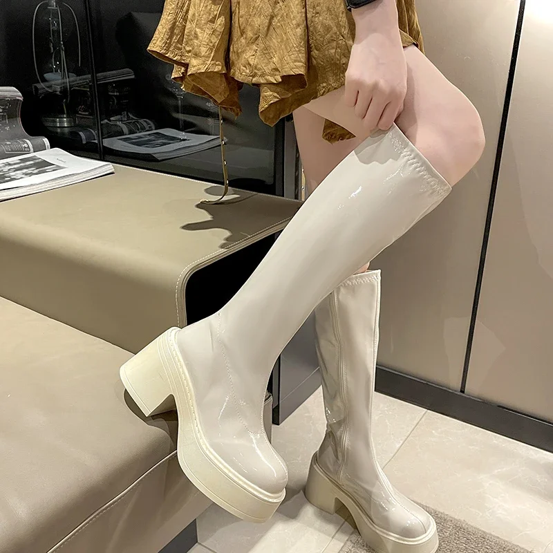 White Women\'s Long Boots High Heel Thick Sole V-shape Knight Boots For Slimming Legs Petite Calf Fashionable Footwear