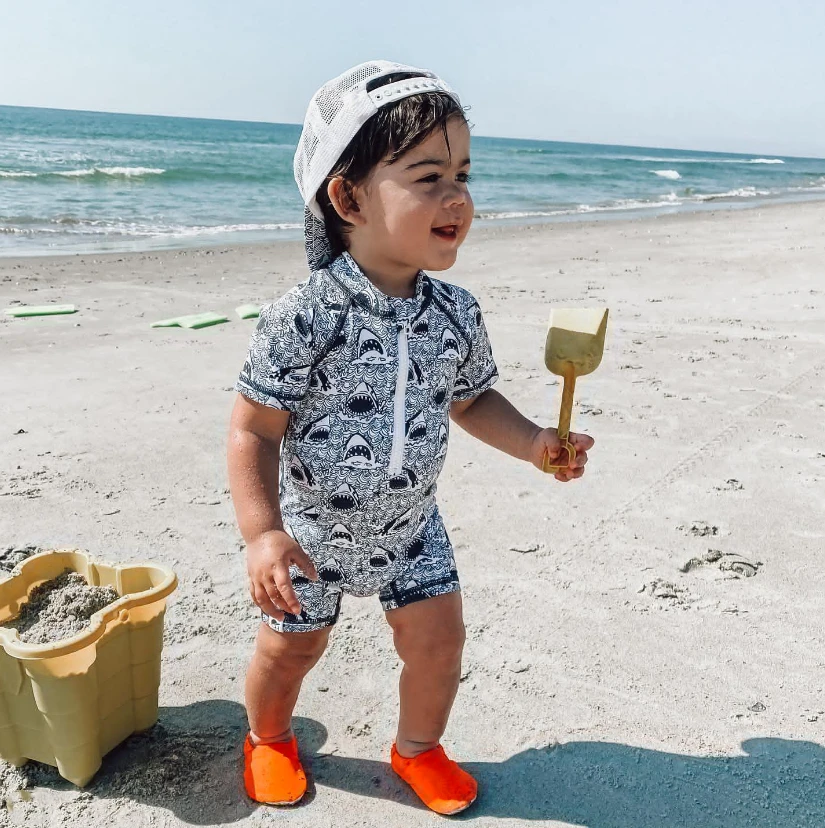 

0-4Years Toddler Baby Boys Summer Casual Romper Swimwear Short Sleeve O Neck Shark Print Zipper Swimsuit Bathing Suit with Hats