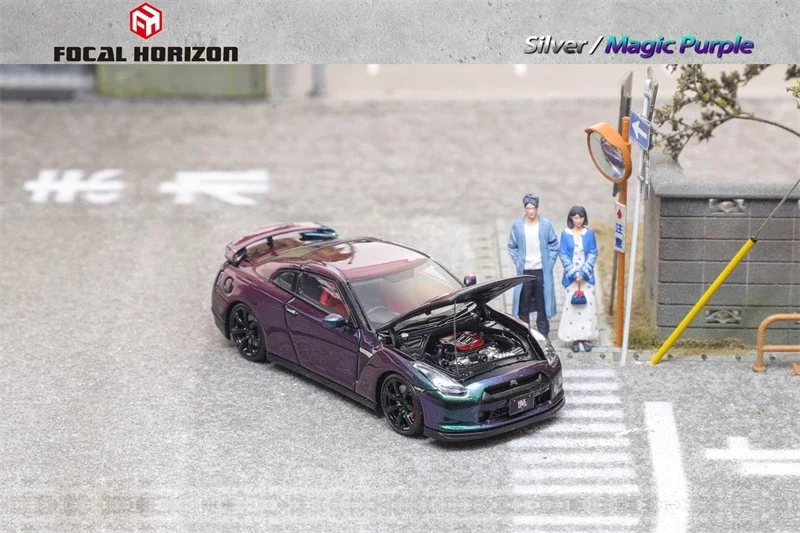 Focal Horizon FH 1:64 Skyline GT-R R35 Magic Purple/Silver Diecast Model Car