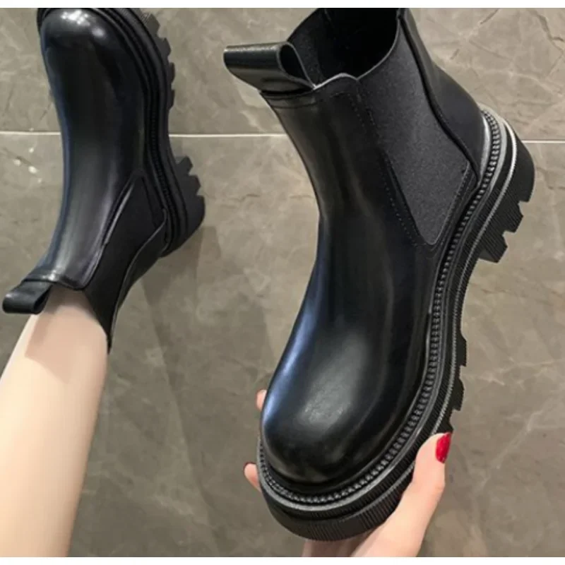 New Autumn Winter Chelsea Boots Women Platform Brown Black Beige White Ankle Boots for Women Fur Short Chunky Punk Gothic Shoes