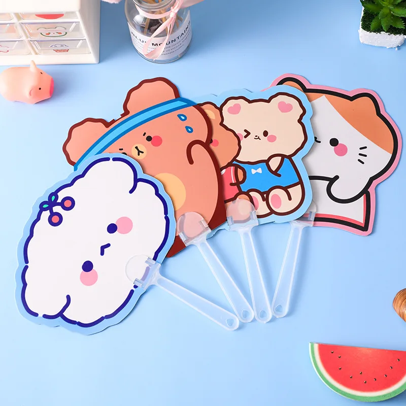 Fan Creatieve Zomer Kleine Verse Leuke Cartoon Draagbare Cool Fan Hand Fan Ronde Plastic Pocket Fan