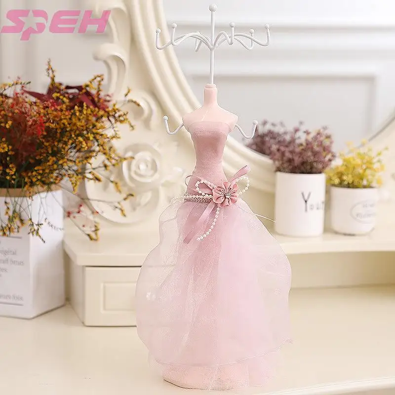 

Jewelry wearing female Nordic creative home furnishing articles display receive large powder jingjing princess models