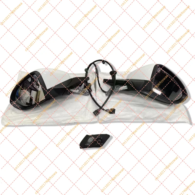 Car Electric Folding Side Mirror with Turn Signal Light Exterior Accessory