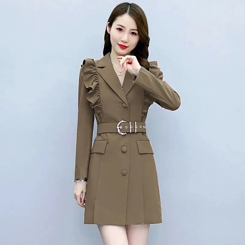 2025 สีเขียว Trench Coat ผู้หญิง Blazers Windbreaker Flounce Sashes เสื้อลําลอง Lady ความยาวปานกลาง Slim Jacket ฤดูใบไม้ผลิฤดูใบไม้ร่วง