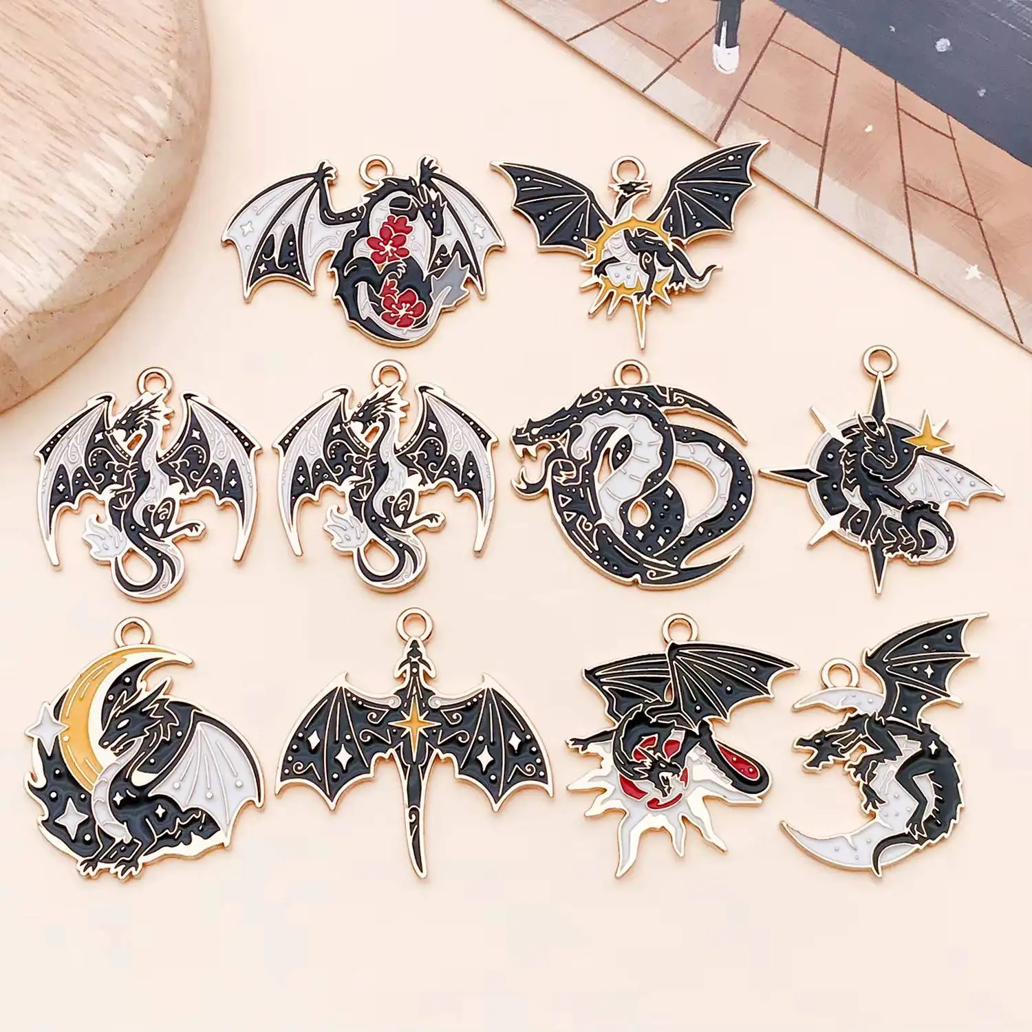 Image of 10 Stück Drachen-Charms für die Schmuckherstellung, Emaille-Halskette, Ohrring, Armband, Anhänger, Schlüsselanhänger, DIY-Zubehör, Legierung, vergoldet ﻿