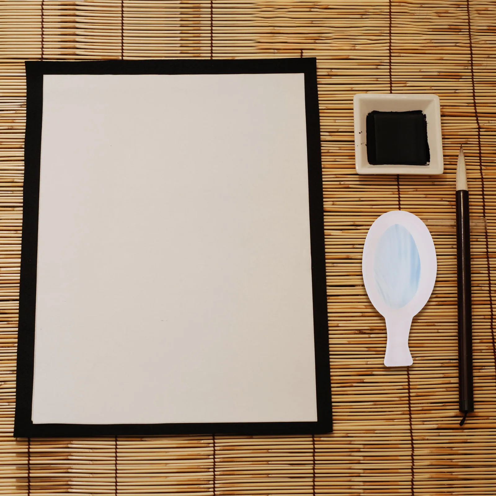 

3Pcs Ink Plates Multipurpose Pigment Plates Practical Ink Holders for Home Office Calligraphy Use Home Supplies