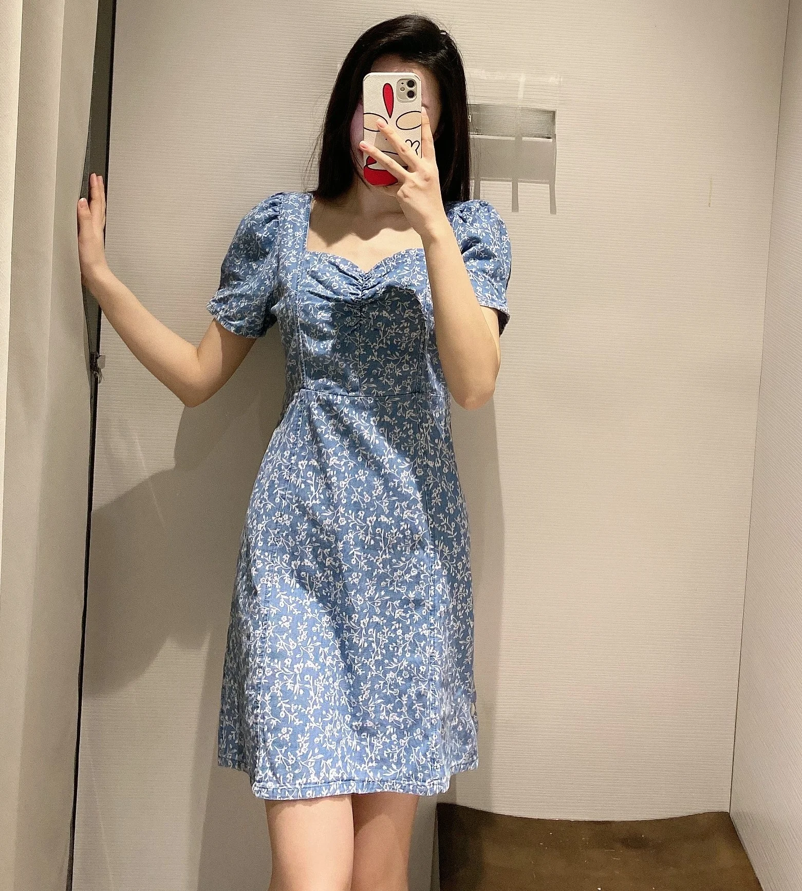 Nouvelle Arrivée Robe en jean à imprimé floral tendance pour femme, coupe droite décontractée, manches courtes, style vacances, Printemps-Été