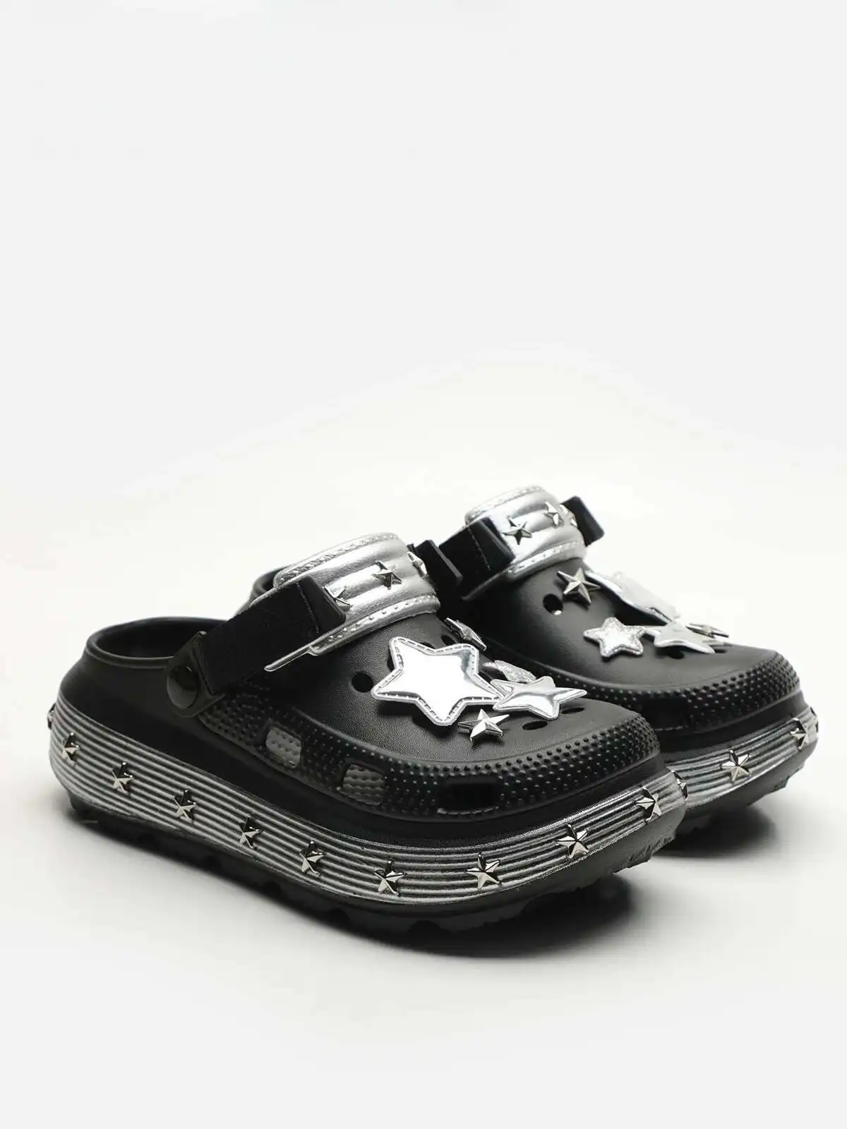 

Garden Shoes 2025 New Man Summer Platform Sandals Fashion Clogs Thick Sole Cute DIY Star Garden Shoes Indoor Street Slippers