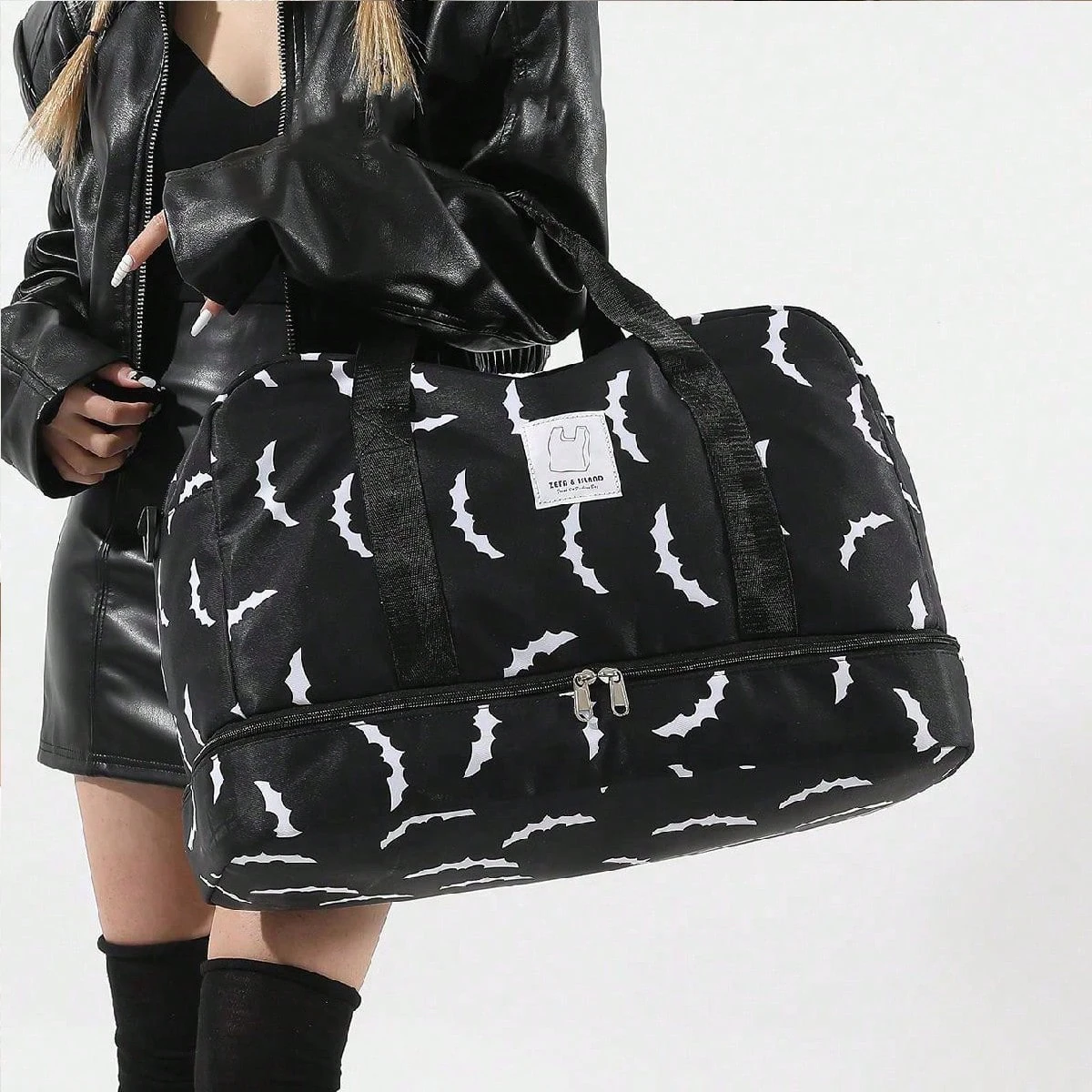 

Bat pattern random weekender bag with wet bag shoe compartment, lightweight crossbody bag, lightweight sports gym duffel bag,