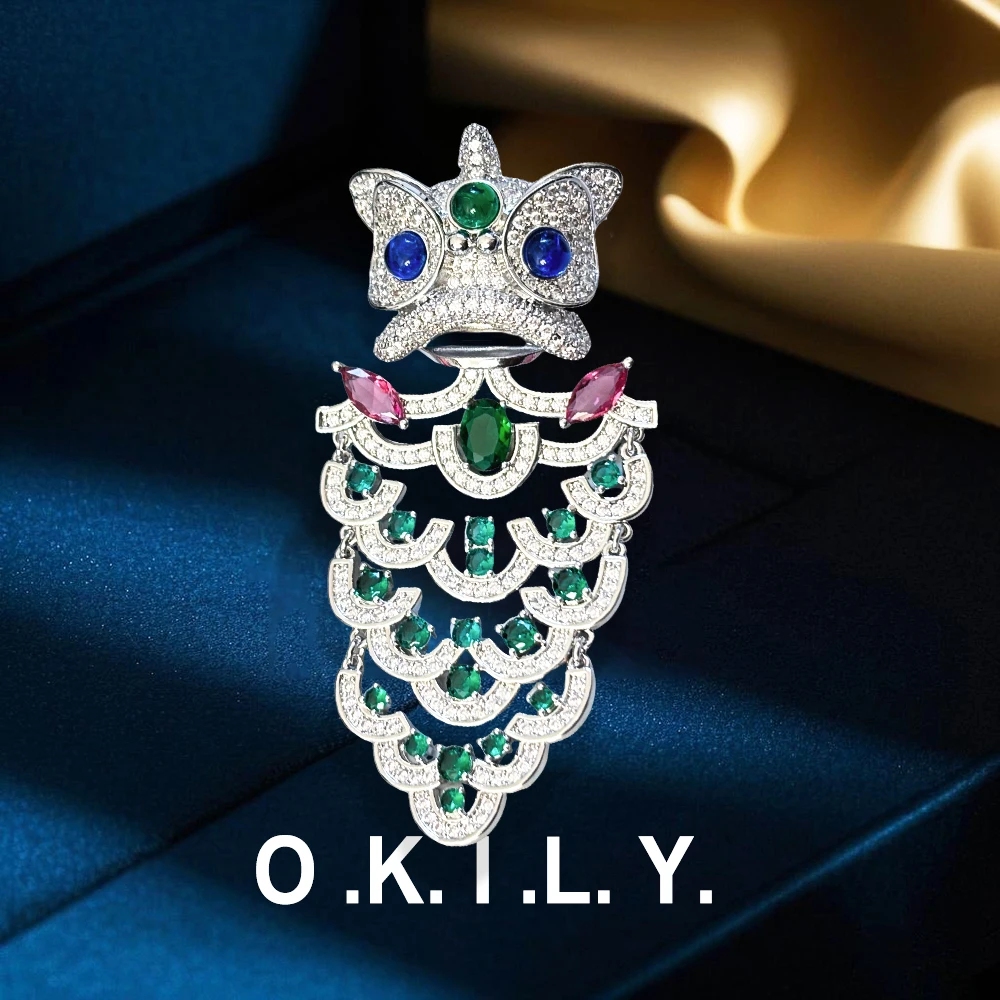 OKILY Ethnic Style Lion Dance Brooches Temperament Luxury Shell Butterfly Pearl Peacock Women Clothing Corsage  Accessori Broche