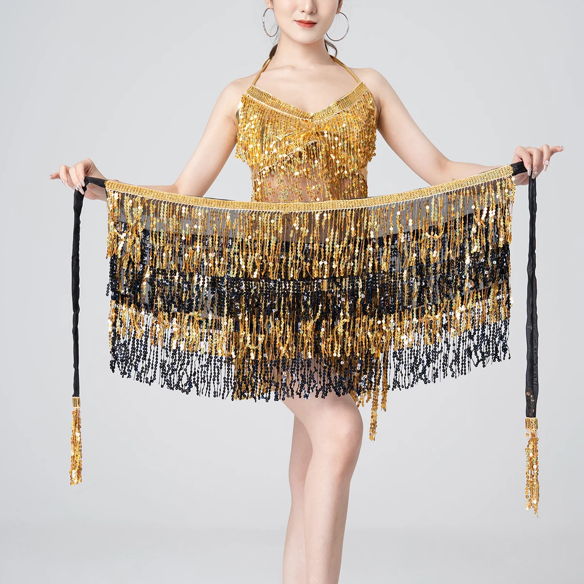 13 kolorów Taniec brzucha Frędzle Szaliki na biodra Akcesoria do pasków damskich 4 warstwy Nowy pas tancerki brzucha Shinny Sequin Hip Scarf Lady