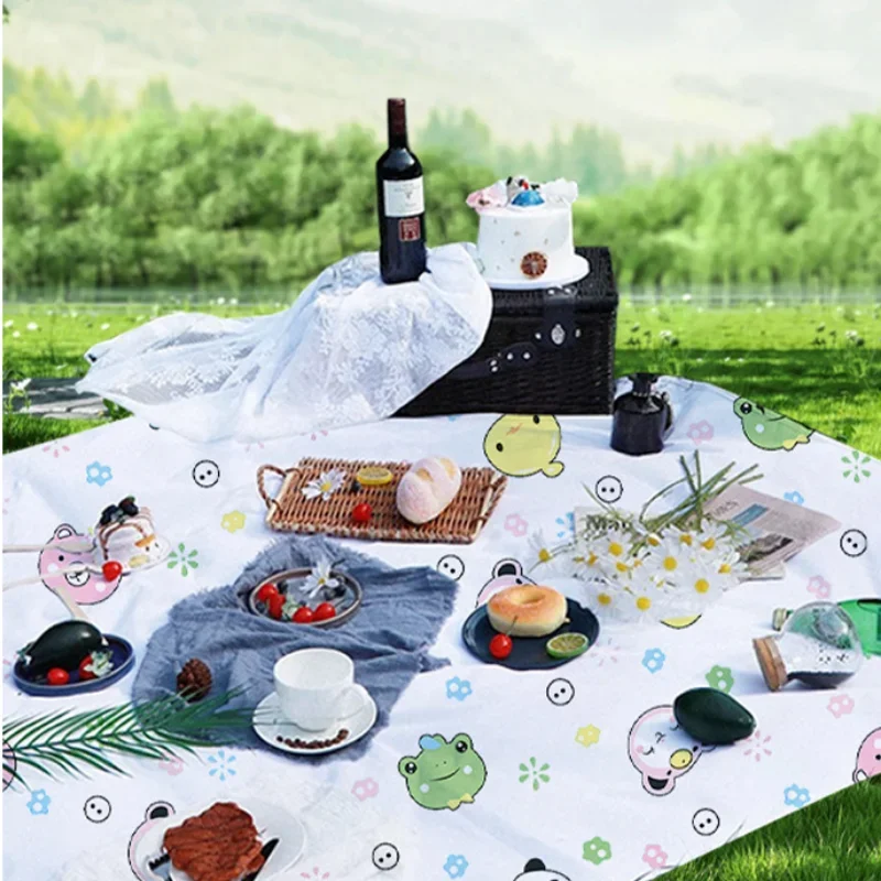 Disposable Beach Outdoor Camping Mat Non-woven Fabric Anti-fouling Lightweight Picnic Mat Large Barbecue Foldable Animal Cushion