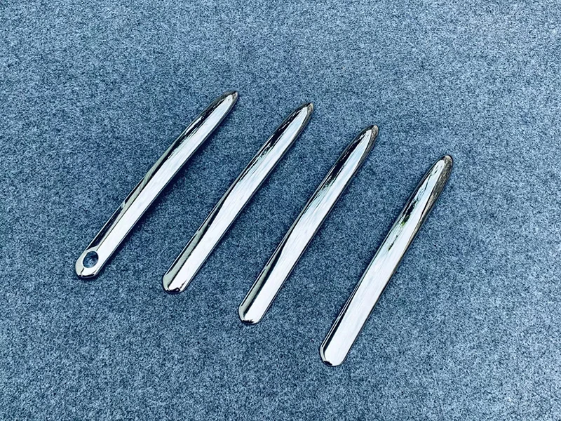 

ABS Chrome Door Handle Cover With Smart Key Hole Catch Cap Trim Original Design For Toyota Land Cruiser LC300 2021 2022 2023