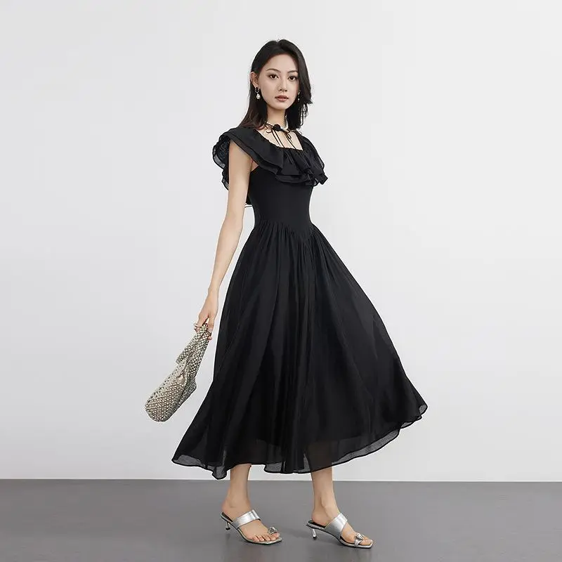 

Новое женское платье на лето 2026 года: европейский стиль, высокая талия, V-образный вырез, юбка А-силуэта