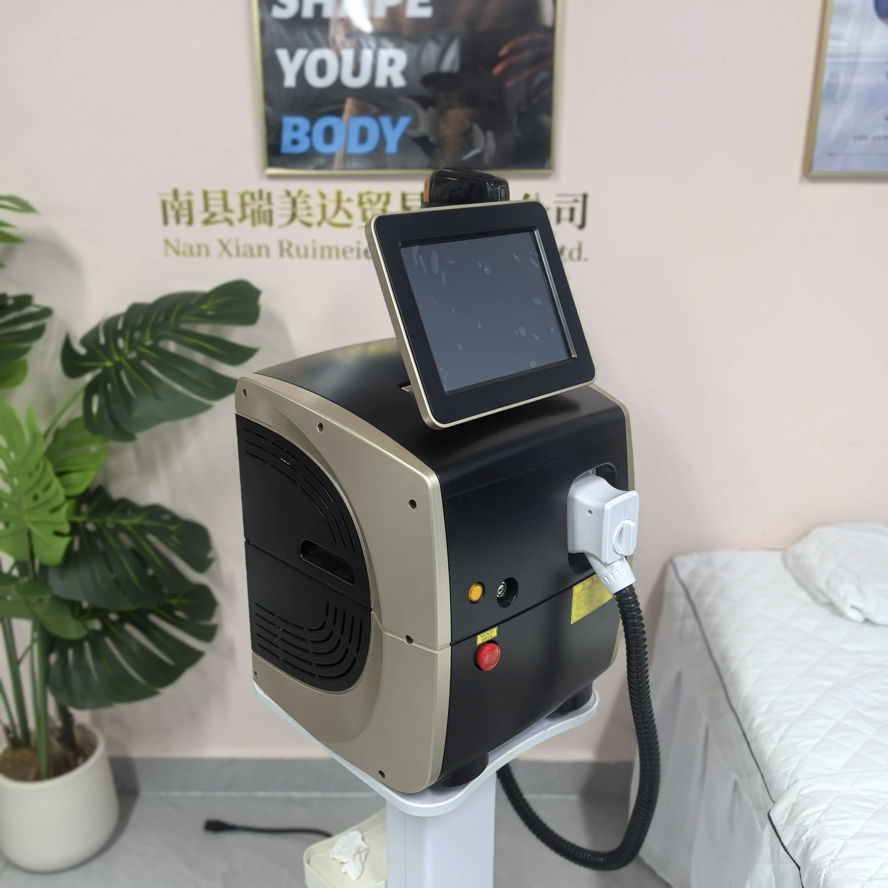 Portable 4000w Diode  Machine 755nm/808nm/1064nm Hair Removal Series Ice Cooling Skin Rejuvenation 808nm for Face and Body