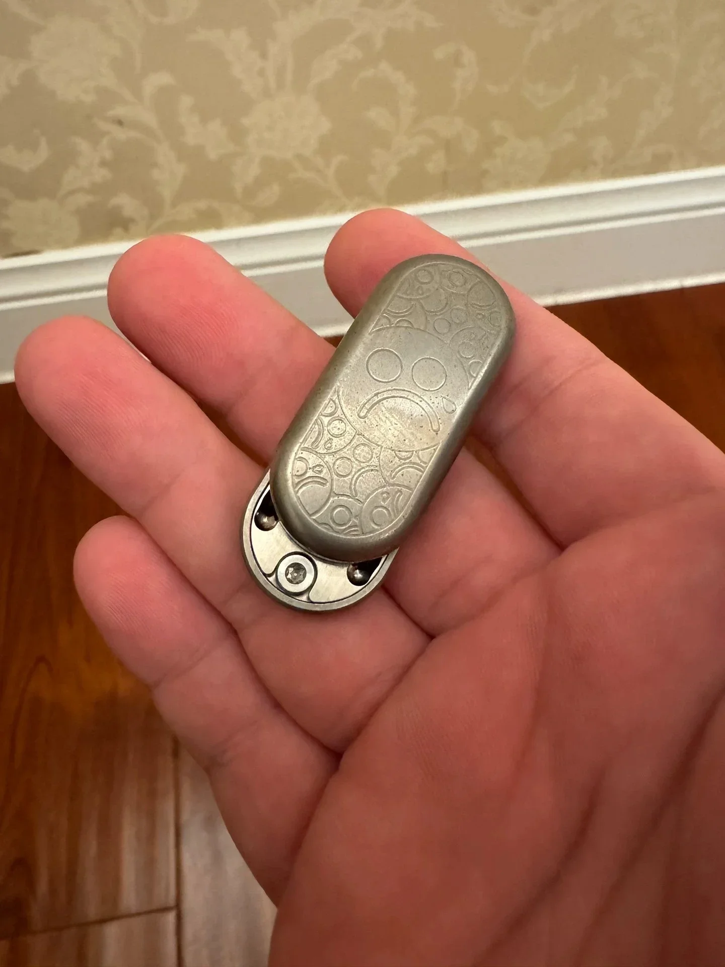 

Металлические игрушки Dz Topb вольфрамовые пузырьки рекламная игрушка для декомпрессии Edc