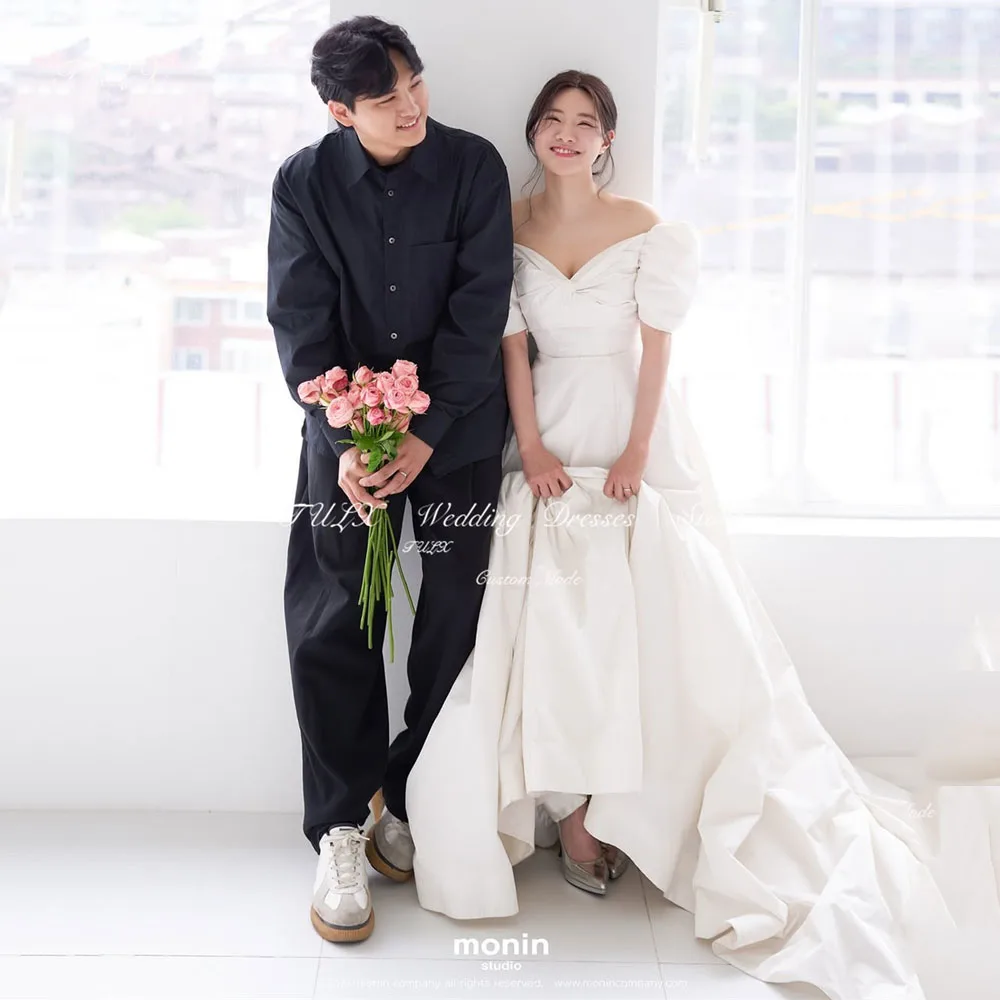 

TULX Simple A line Taffeta Korea Wedding Photo Shoot Dress V Neck Puff Sleeve Bridal Gowns Long Sweep Train Corset Customized