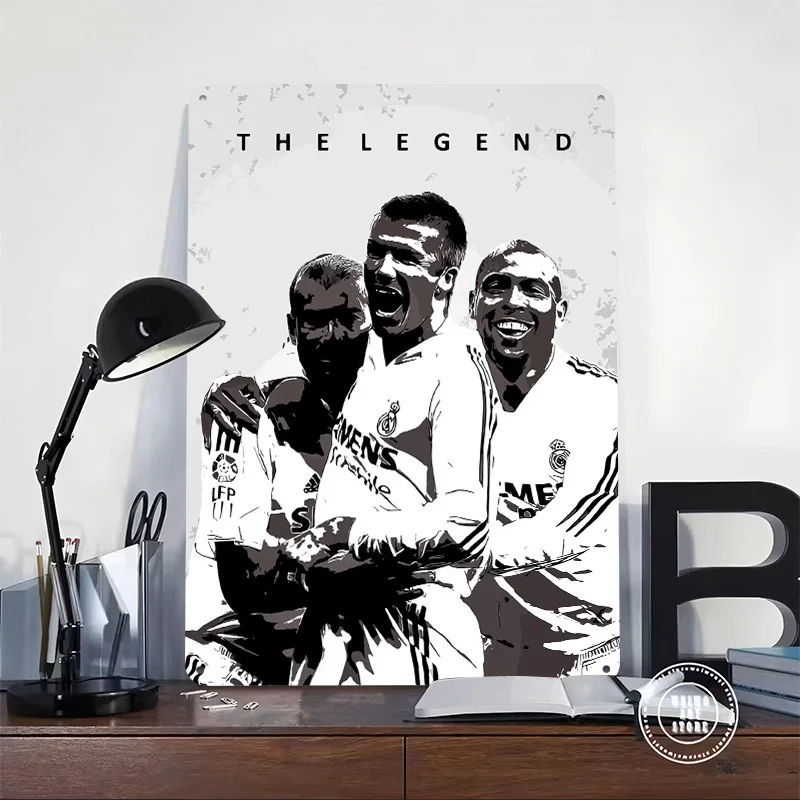 Football Legends Celebration Tinplate Poster Custom Wall Art Vintage Metal Signs Retro Tin Plaque for Home Decorations Wand Deko