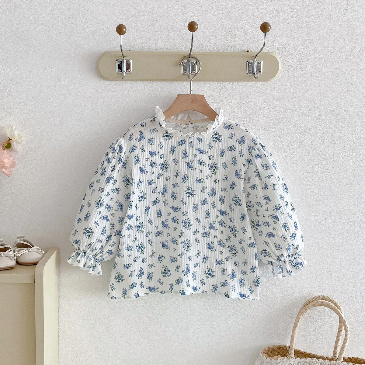 Frühling Baby Mädchen T-shirt Kleine Mädchen Leinen Baumwolle Langarm Floral Blusen Tees Infant Rüschen Tops Kleinkind Mädchen Kleidung