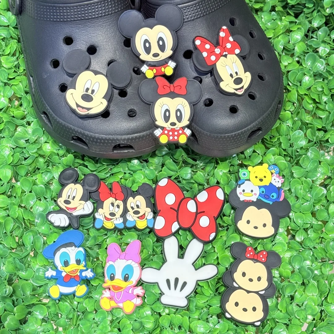 

21Pcs Mickey&Minnie Mouse Children Shoe Charms PVC Donald Duck Disney Cartoon Buckle Accessories Fit Cute Party Gift