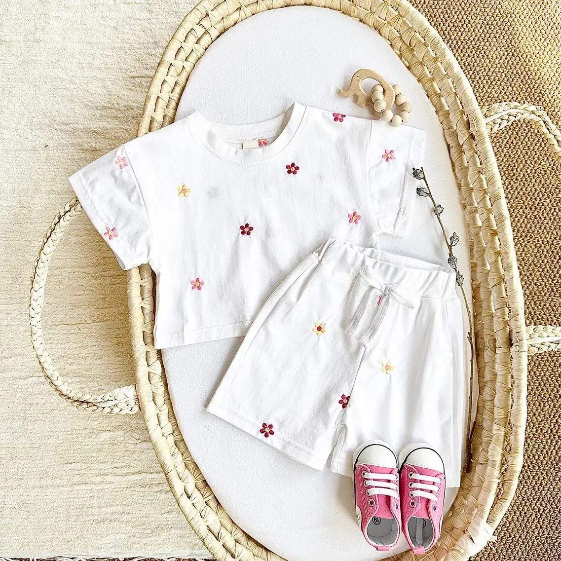 Ins Newborn Baby Girl Clothes Summer Small Floral Sweet 2Pcs Casual Short Sleeved T-shirt+Shorts Clothes Kids Outfit Suit