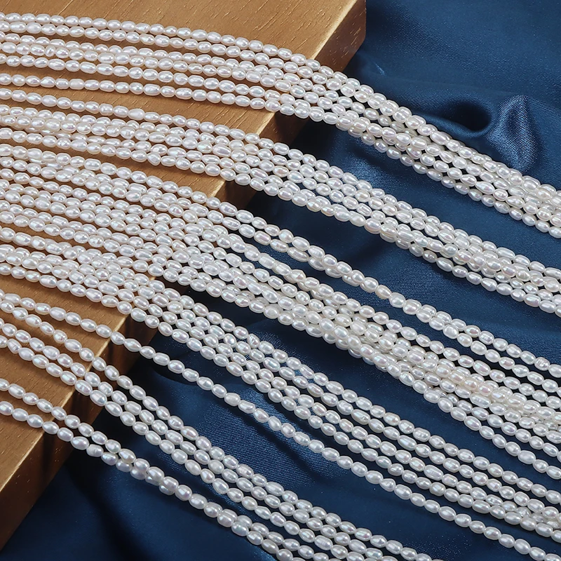 A Strand of 2.5-3mm mini Smooth Nucleus-Free Natural Freshwater Pearl Beads, Approximately 39cm in Length.