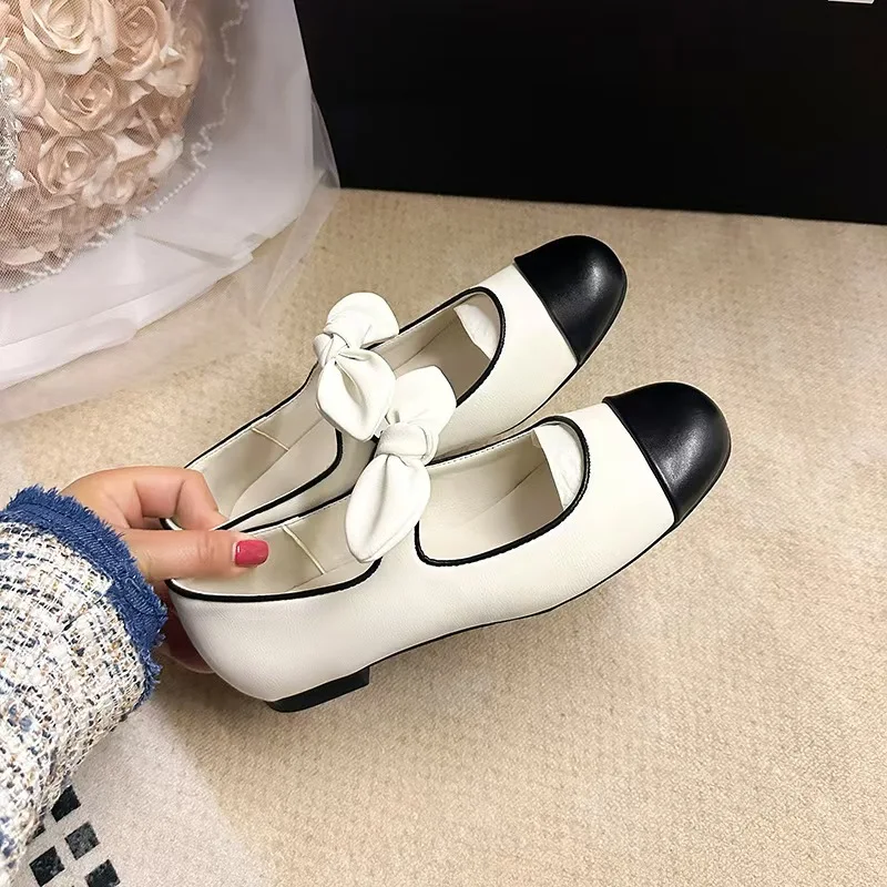 مصمم فراشة عقدة المرأة ماري جين أحذية موضة الضحلة الانزلاق على أحذية السيدات عادية في الهواء الطلق لينة وحيد أحذية راقصة الباليه