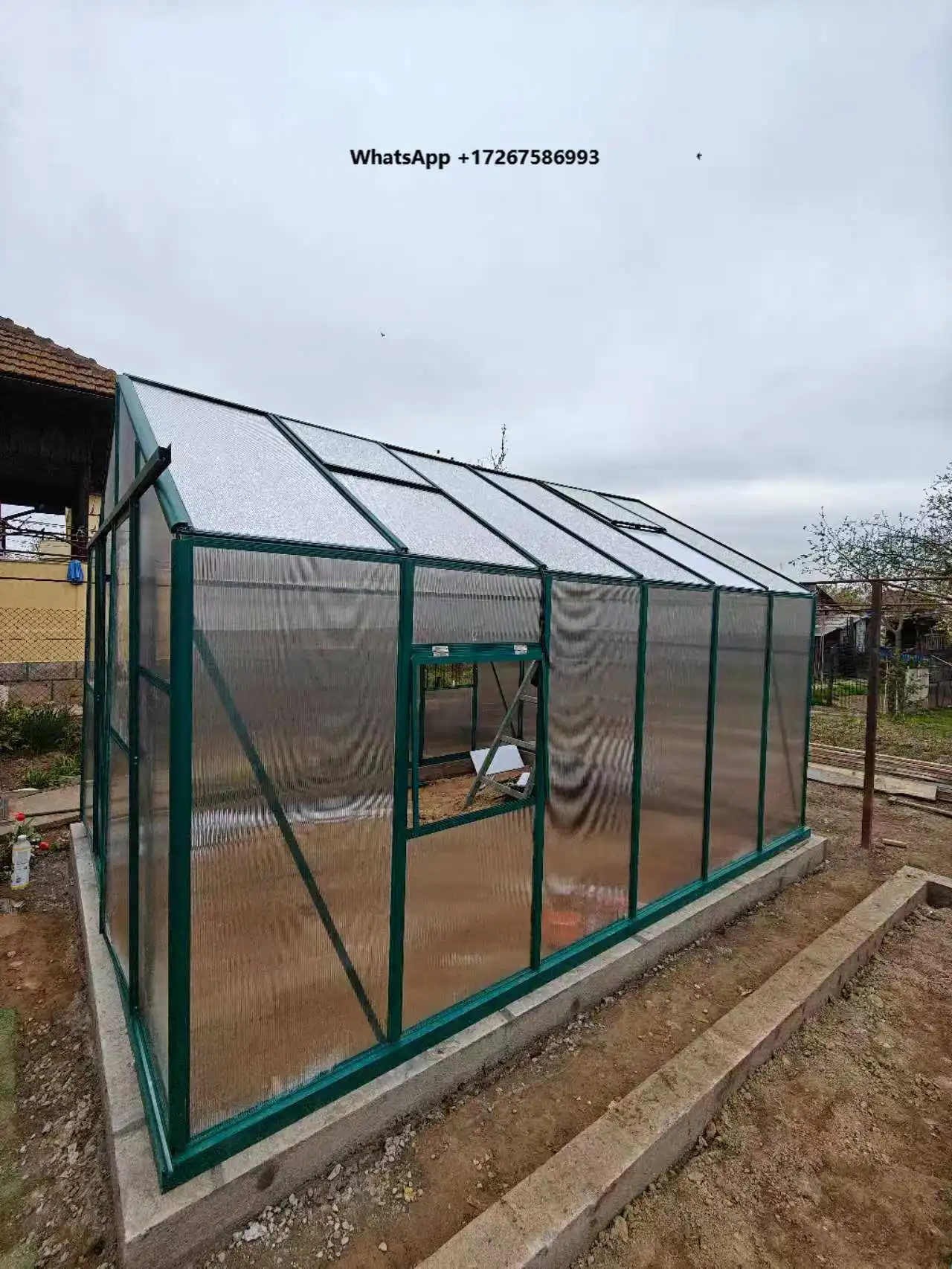 25m2 Modern Durable Aluminum Frame Backyard Garden Greenhouse with UV Protection PC Polycarbonate Panels and Ventilation Windows