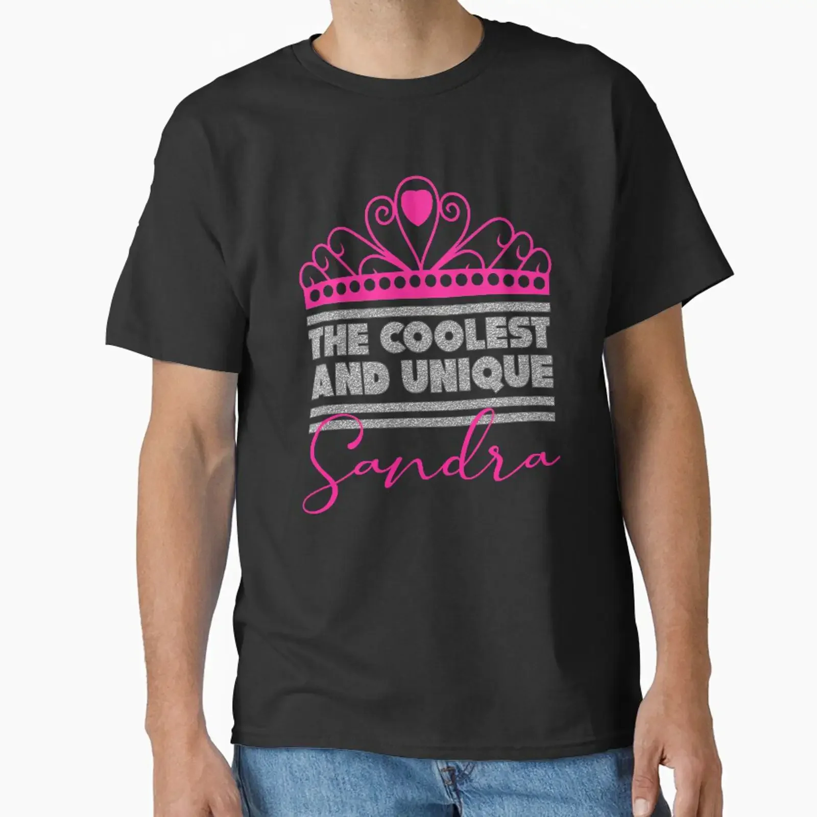 Sandra, nombre de mujer, niña, hermana, diseñada y vendida por Thestarrysky. Ropa de diseño vintage, lavada, versátil y de moda.