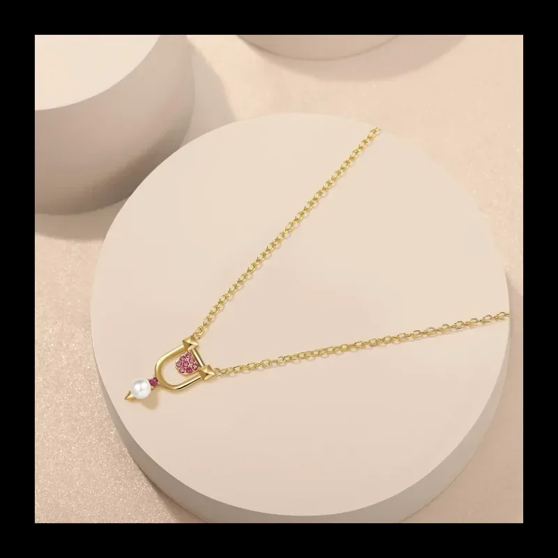 

Niche Design Pink Zircon U-shaped Hollow Pendant Necklace Fashionable Light Luxury Elegant Collarbone Chain