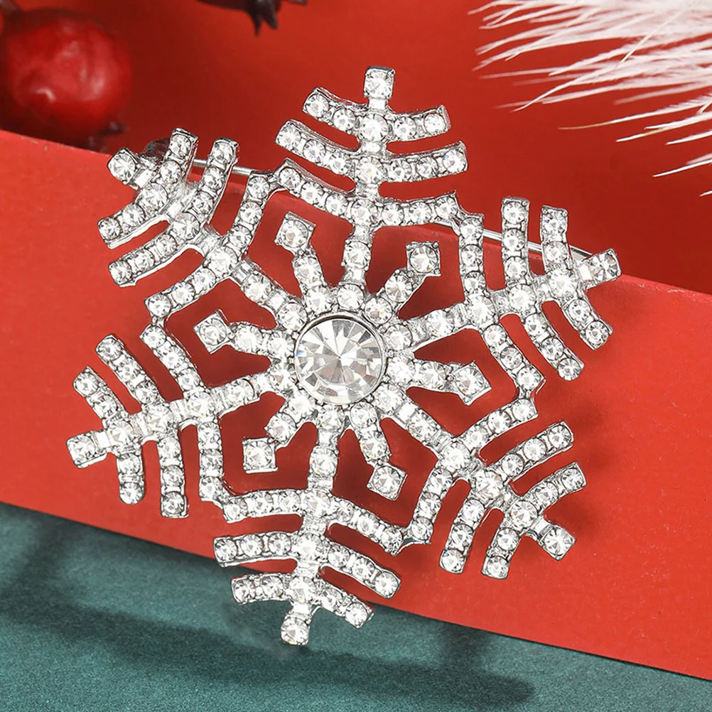 

2pcs Snowflake Brooch Winter Holiday Rhinestone Pin For Women Crystal Sparkling Brooch Set Christmas Jewelry Gift Lapel Pin