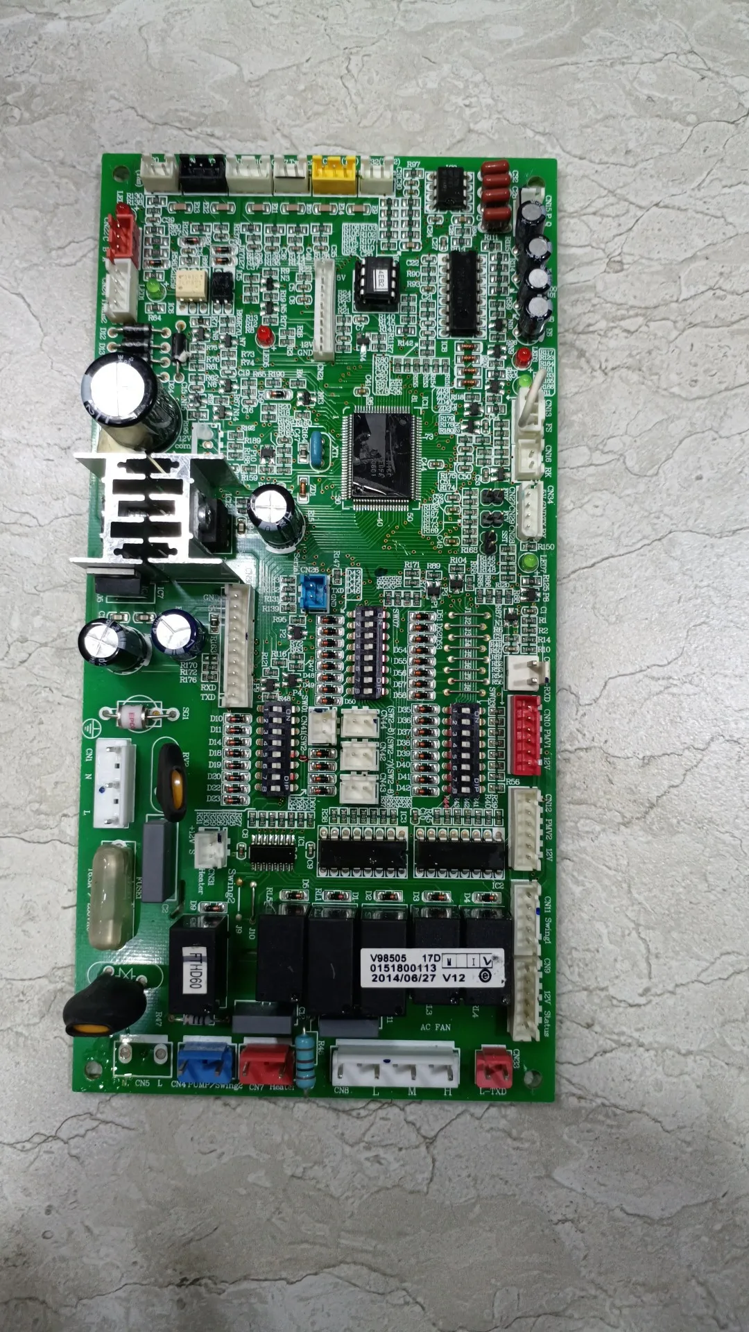 

Air Conditioner KMR-45N/520C Main Board V98505 7D 0010451181A 0151800113