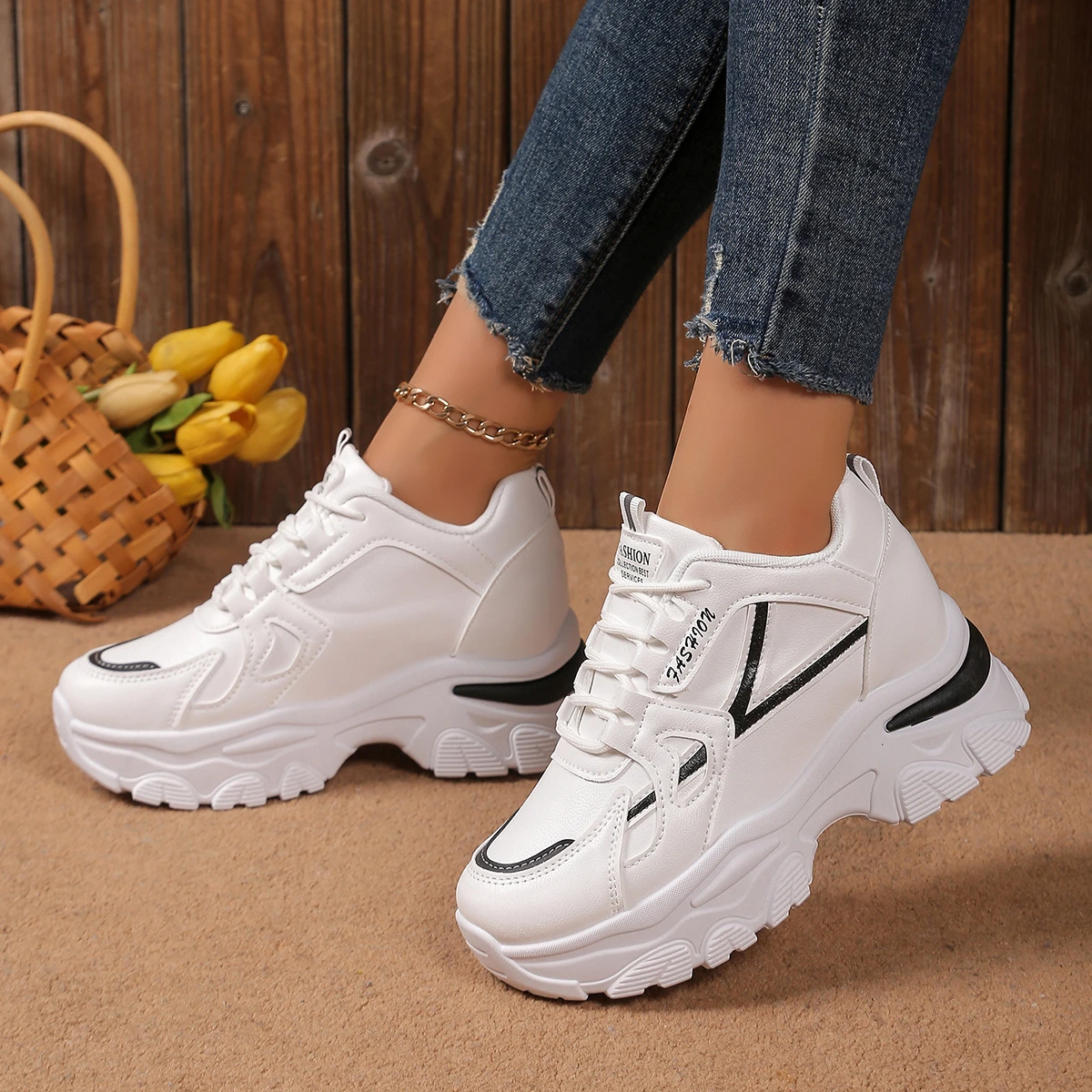 

Весенне-осенняя пикантная прогулочная обувь большого размера для женщин, новая модная удобная повседневная спортивная обувь с круглым носком и толстой подошвой на шнуровке